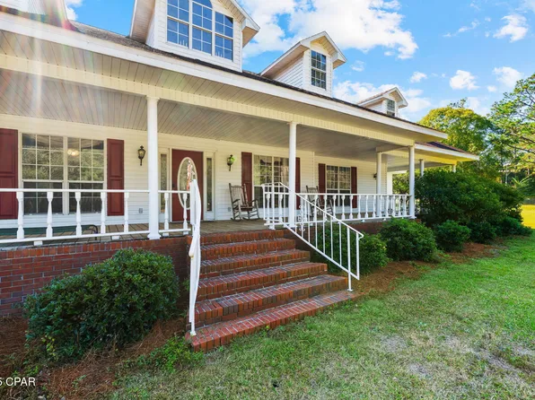 5563 Douglas Ferry Rd, Caryville, FL 32427