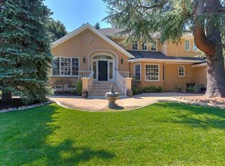 15561 Quito Rd, Monte Sereno, CA 95030