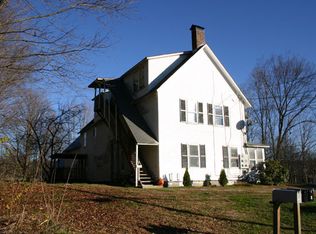 7 School St, Springfield, VT 05156