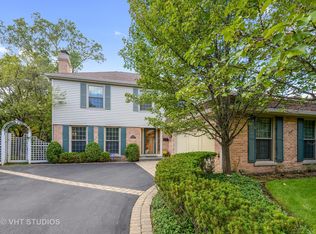 3035 Indianwood Rd, Wilmette, IL 60091