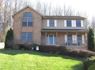 420 Meadowood Dr, Greensburg, PA 15601