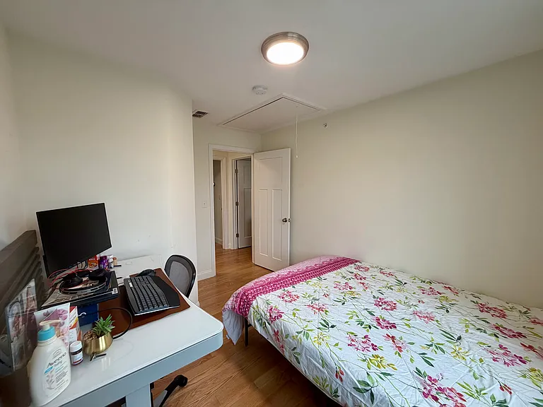 7 Gorham St #42 — Photo 20