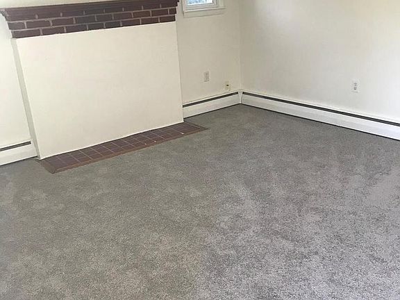 3rd image of 5 Kenwood Ave #1