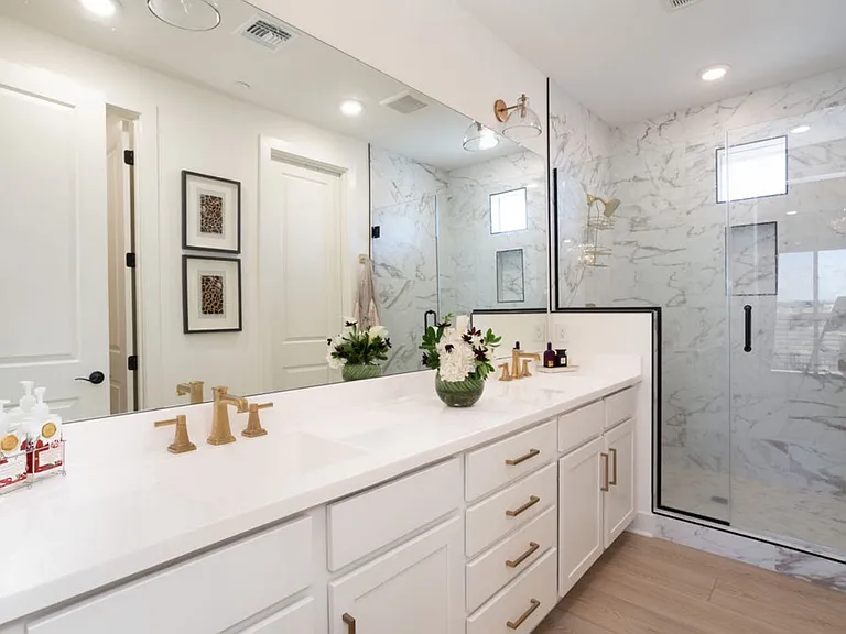 2121 W Sonoran Desert Dr #8 — Photo 4