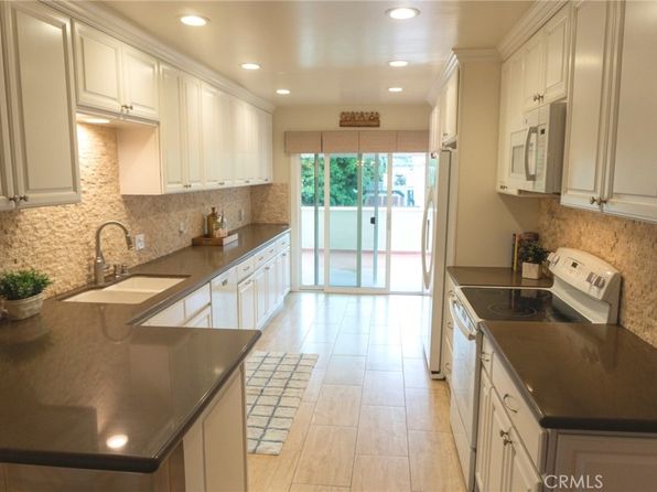 3101 E 2nd St UNIT 7B