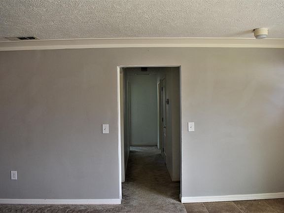 5th image of 241 NE 2nd Ter