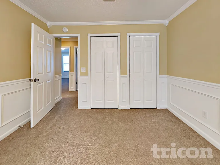 4324 Queensway Dr — Photo 12