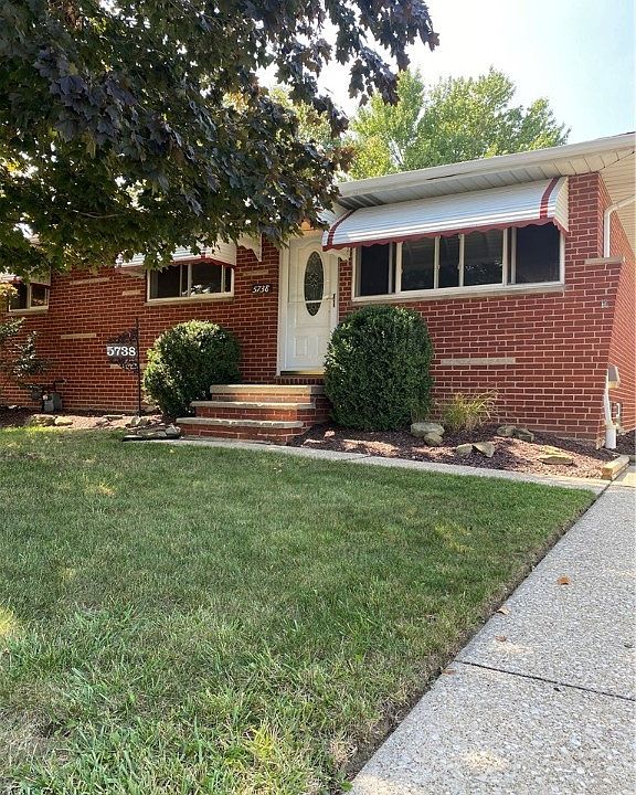 1st image of 5738 Champaign Ave