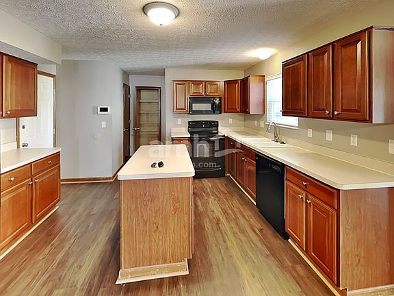 5th image of 1866 Pinnacle Club Dr