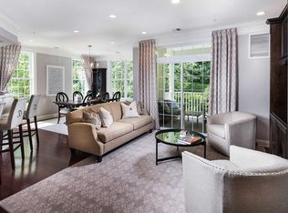 835 Regency Dr #816, Fishkill, NY 12524