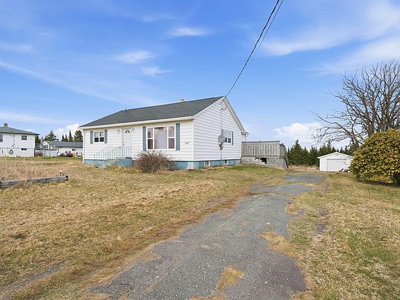2nd image of 547 Little Harbour Rd