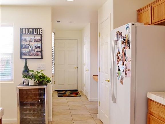 4th image of 1318 Scotch Pine Way