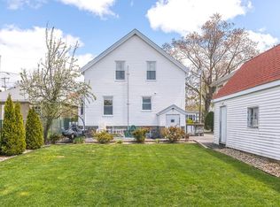 9 Hemenway Rd, Swampscott, MA 01907