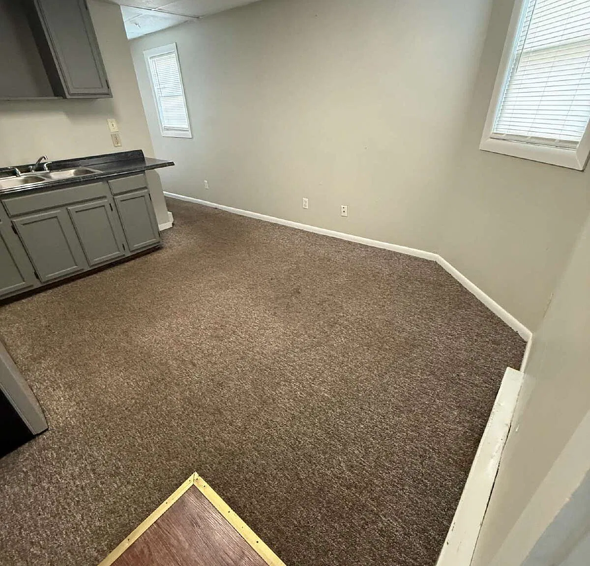 1 bed, 1.0 bath, $600 — Photo 4