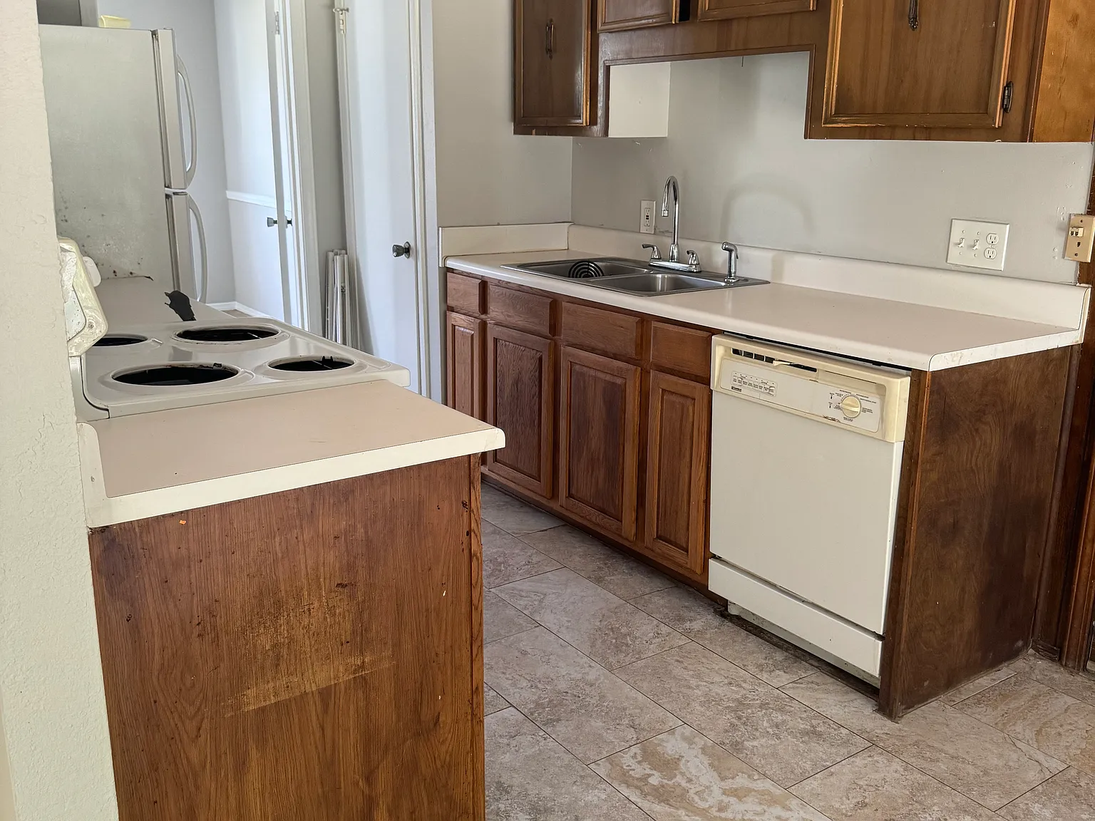 4063 Alconbury Cir — Photo 3