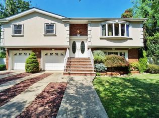 55 Almond St, Staten Island, NY 10312