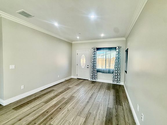 3rd image of 1315 N Ballista Ave