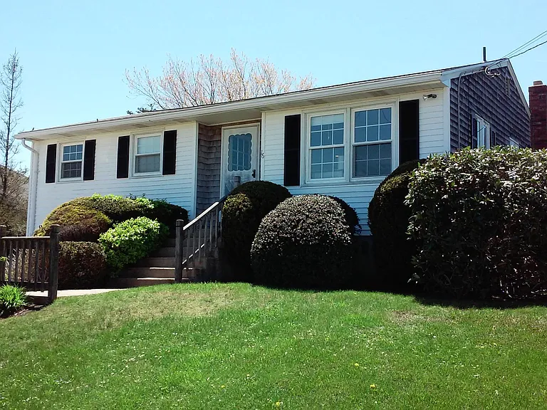 16 Bayberry Hill Rd — Photo 9