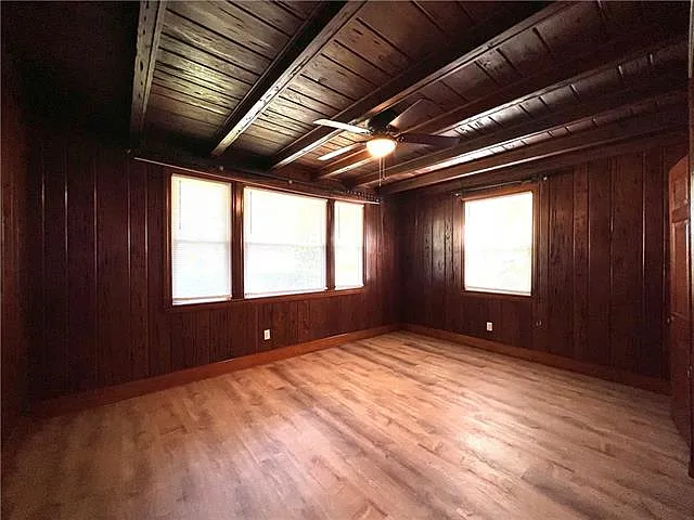 428 Topaz St — Photo 12