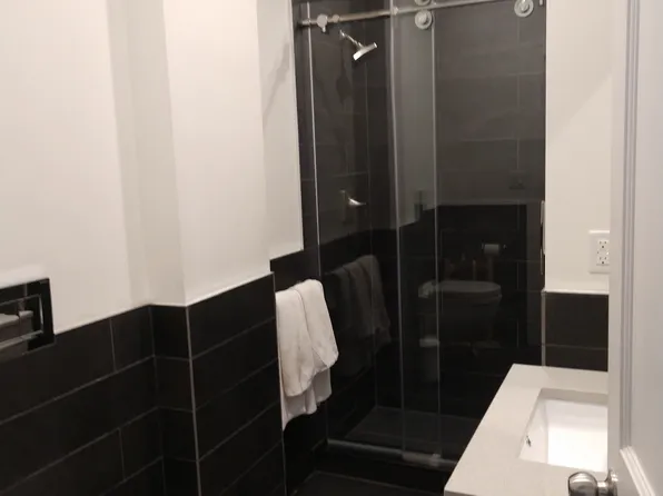 181 Chrystie Street image 7 of 13