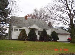 104 Fisher Rd, Schenectady, NY 12306