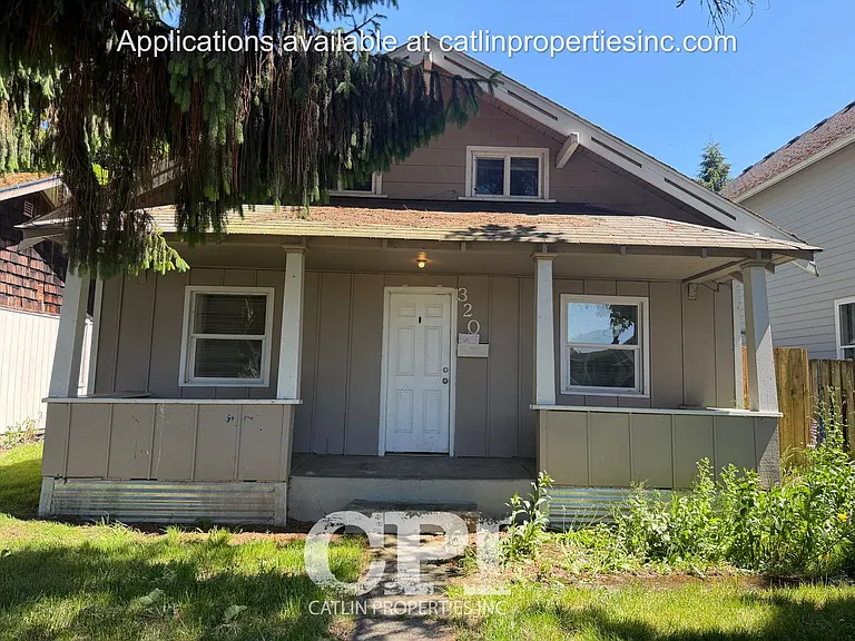 320 21st Ave — Photo 1