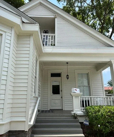 1019 Adams St #E — Photo 1