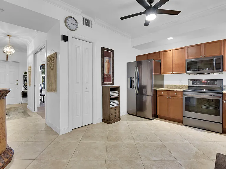 28700 Trails Edge Blvd #1 — Photo 2
