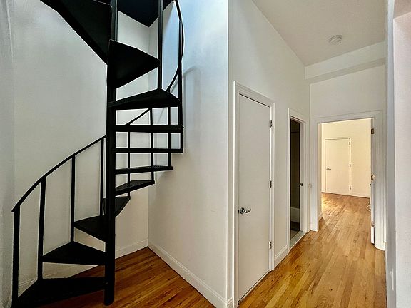 4th image of 705 9th Ave #5N