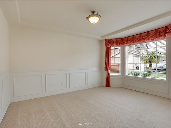 Formal Living Room or Use as a Den/Office!