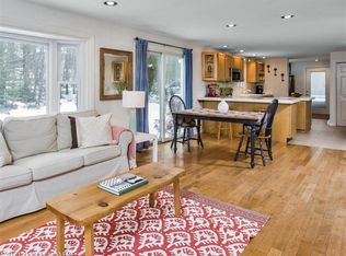 3 Wolfes Neck Rd, Freeport, ME 04032