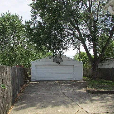 2 bed, 1215 sqft, $1,425 — Photo 2