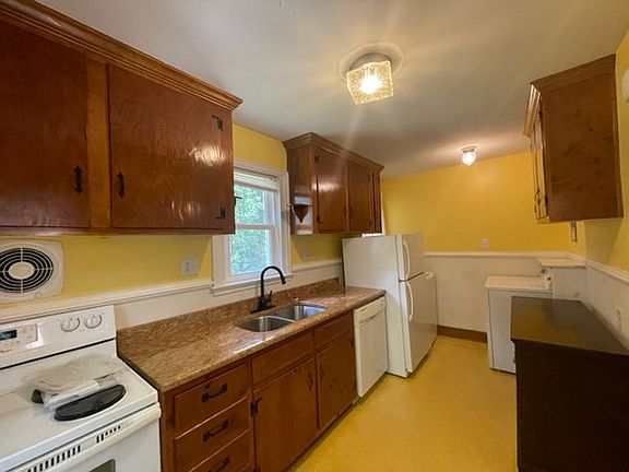 3rd image of 4308 Smithdeal Ave