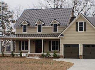 381 Maritime Loop Dr, Bath, NC 27808