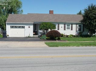 724 Kilbourne St, Bellevue, OH 44811