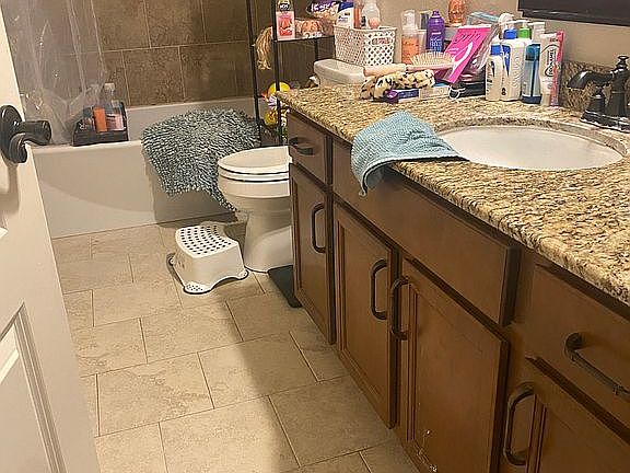 3rd image of 3665 W Cabella Dr