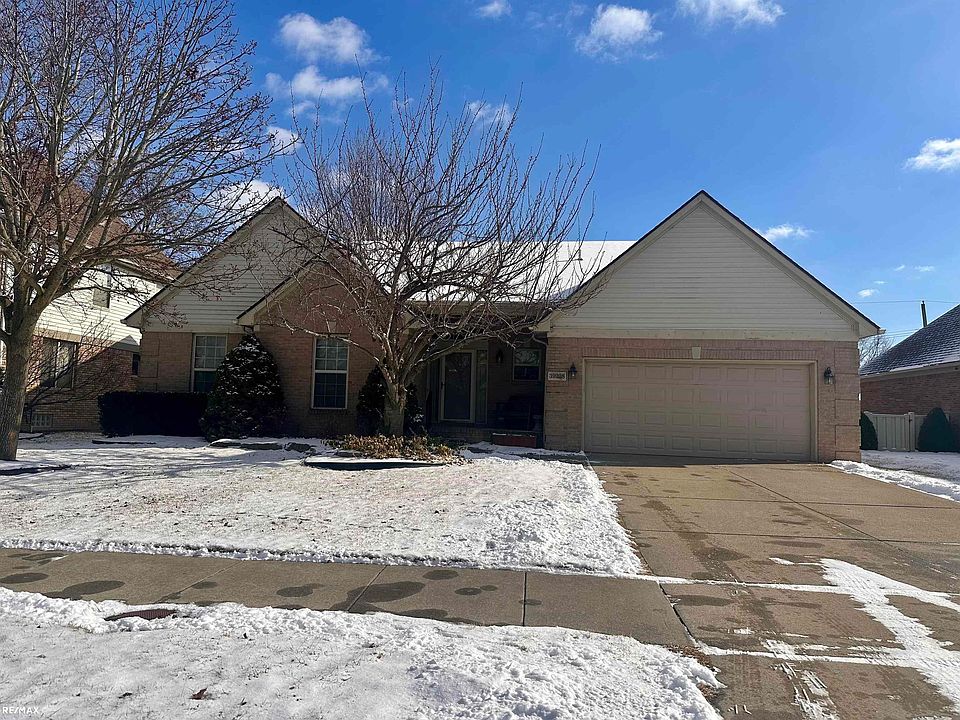 1st image of 39238 Canterbury Dr