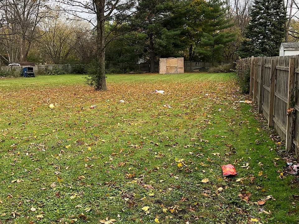 2nd image of 2440 Bertha Ave