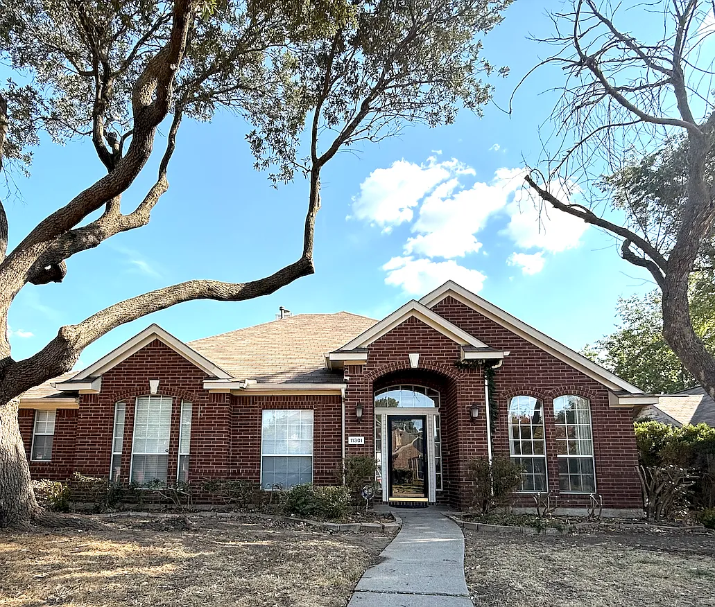 3 bed, 1886 sqft, $2,450 — Photo 1