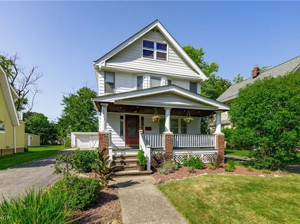 3343 E Scarborough Rd, Cleveland Heights, OH 44118