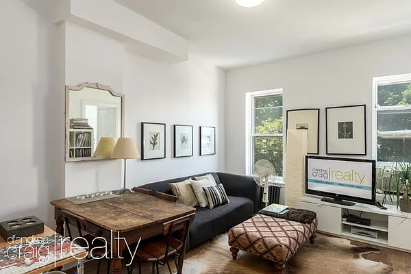 Rented by D'Andrea Craig Realty | media 10