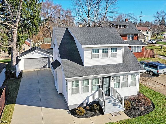 4th image of 1525 Elm Rd NE