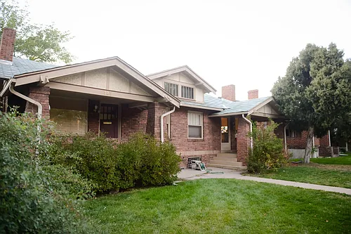 325 S Washington St Photo 1