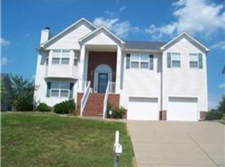 2719 Mollys Ct, Spring Hill, TN 37174