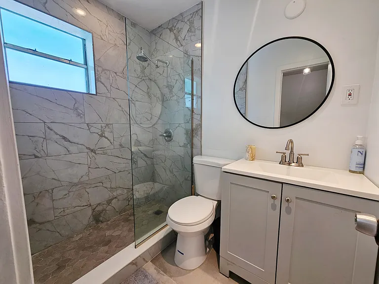 421 NE 68th St #7 — Photo 12