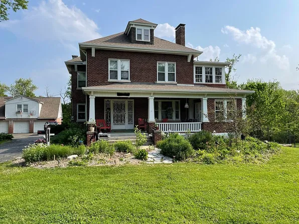 10421 Thorpe Ave, Saint Louis, MO 63114