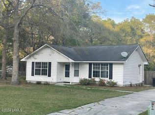 14 Robin Way, Beaufort, SC 29907