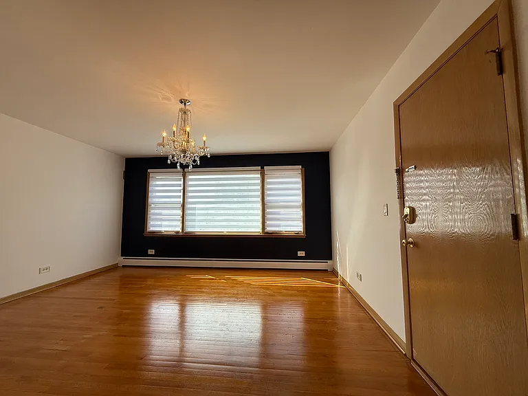 6331 W Devon Ave #2R — Photo 6