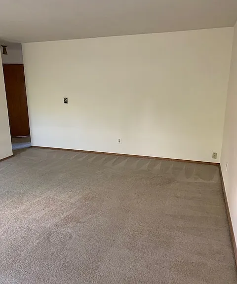 721 Nob Hill Ave N — Photo 4
