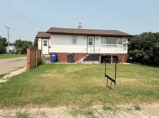 261 2nd Avenue W, Shaunavon, SK S0N 2M0